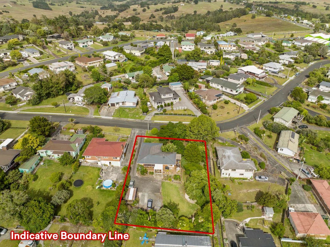 27 Bellevue Avenue, Wellsford, Wellsford - Carousel 1