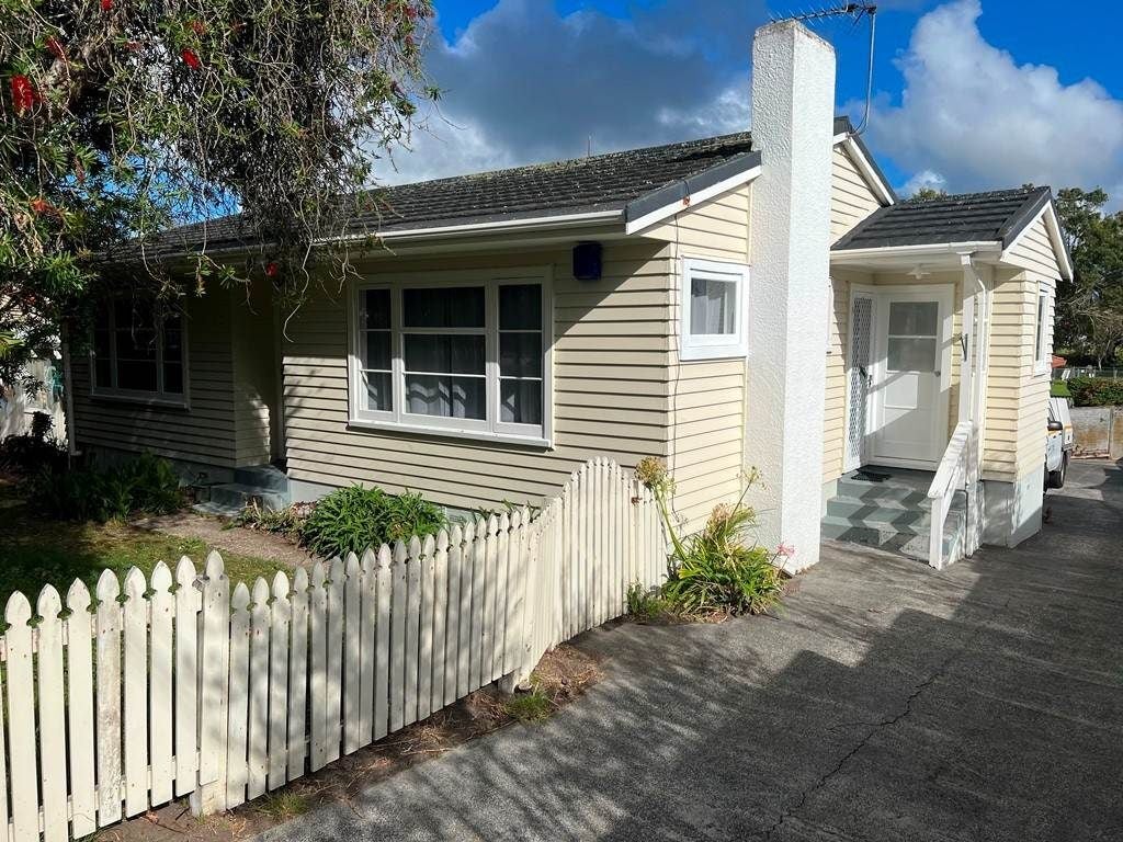 1/38 College Road, Northcote, Auckland - Carousel 1
