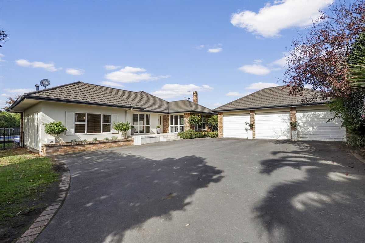 6 Mansel Avenue, Hillcrest, Hamilton - Carousel 1