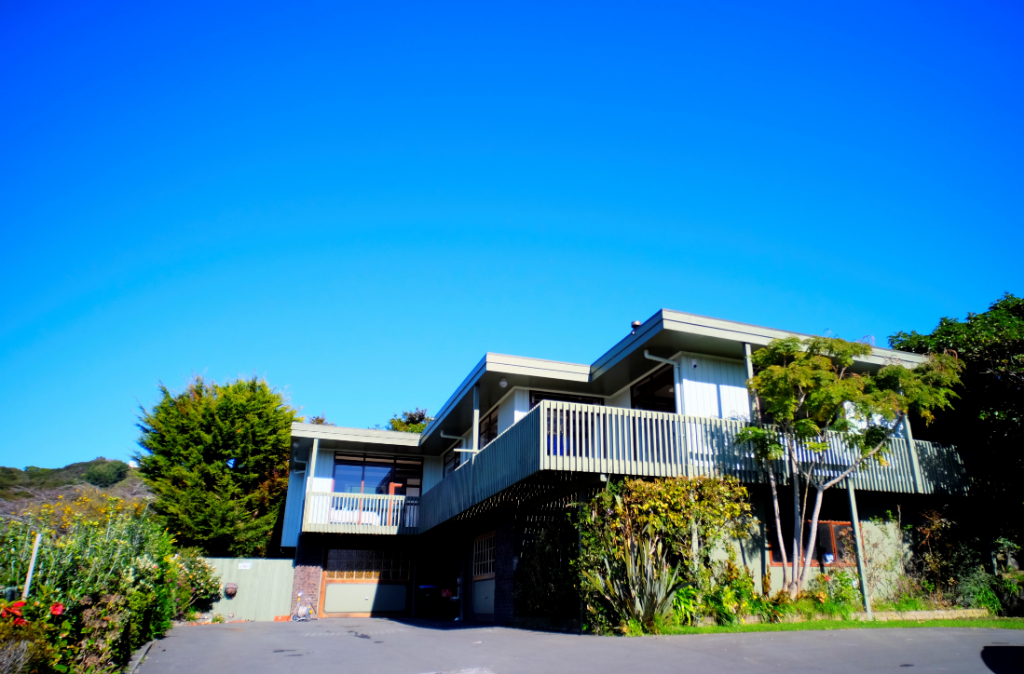 54 Discovery Drive, Whitby, Porirua - Carousel 1