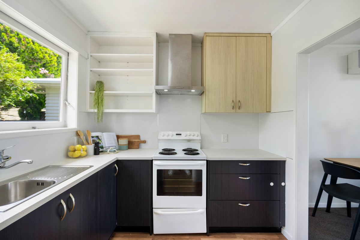 1/2 Tiri Tiri Rd, Birkdale, North Shore City - Carousel 2