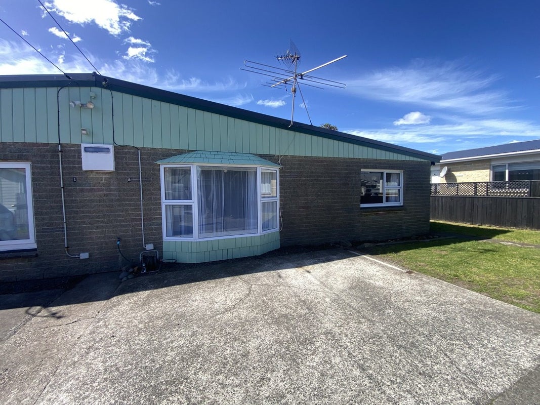 2/15A Byron Street, Miramar, Wellington - Carousel 1