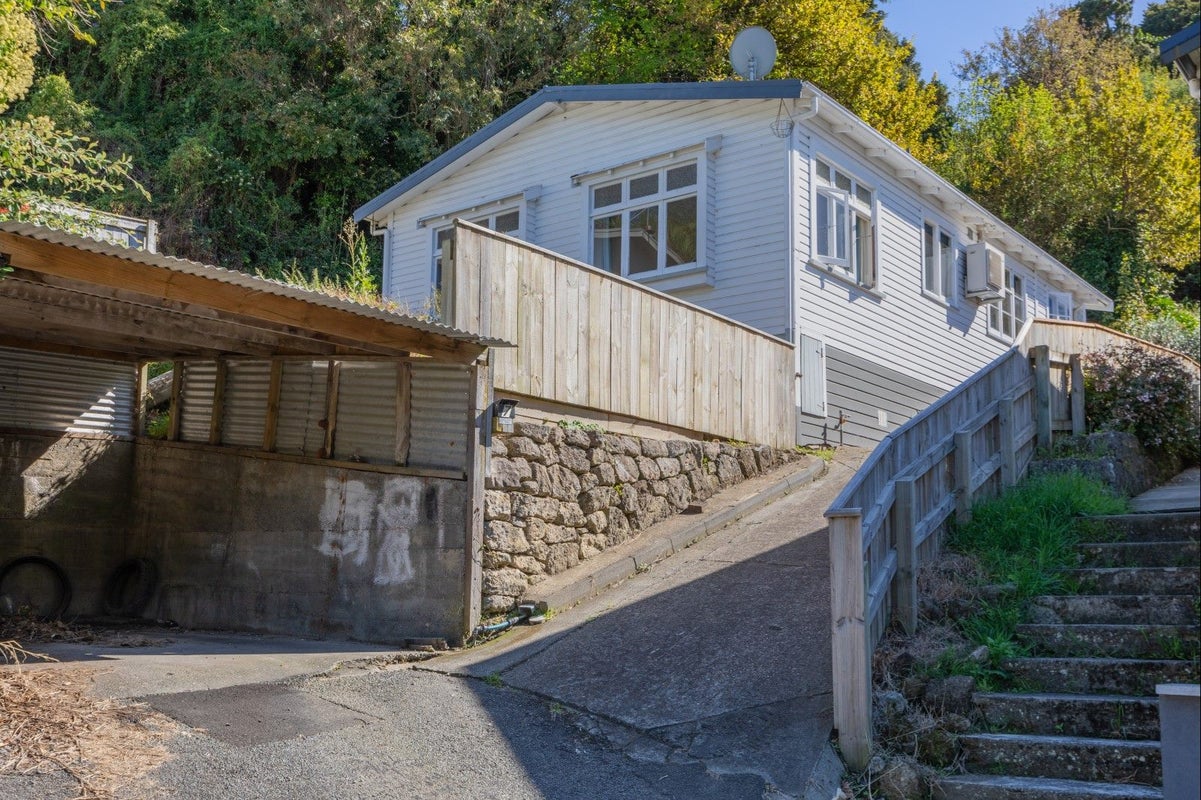 7 Smale Terrace, Hospital Hill, Napier - Carousel 20
