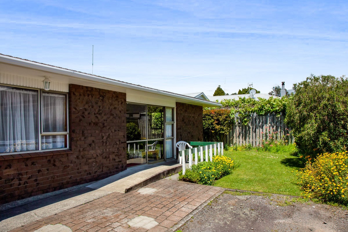 1/14 Rawhiti Street, Vogeltown, New Plymouth - Carousel 2