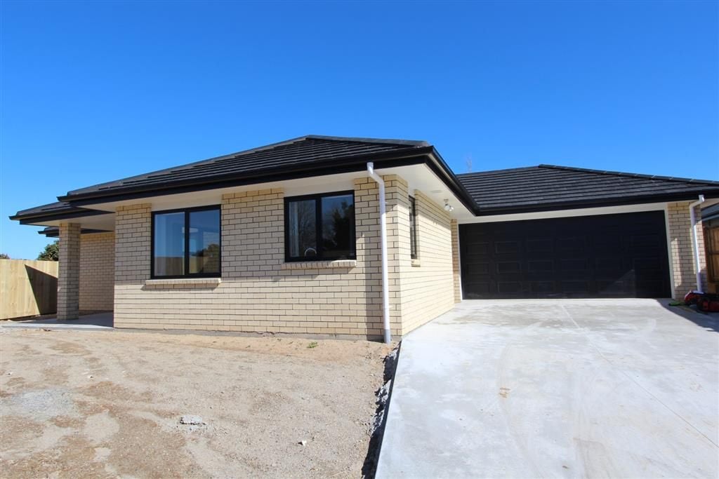 22 Southbrook Close, Glenview, Hamilton - Carousel 1