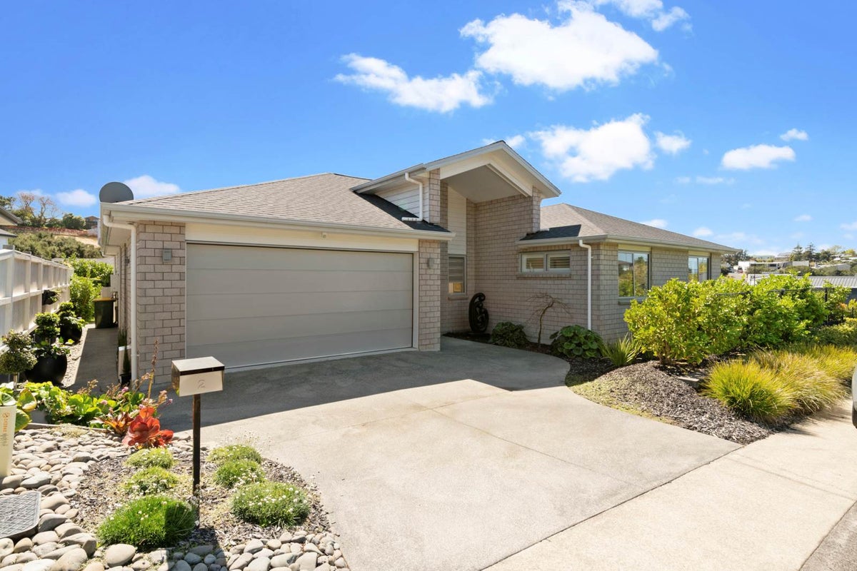 2 Pheasant Close, Stanmore Bay, Whangaparaoa - Carousel 1