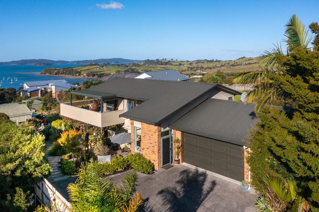 575A Mahurangi East Road, Algies Bay, Warkworth - Carousel 1