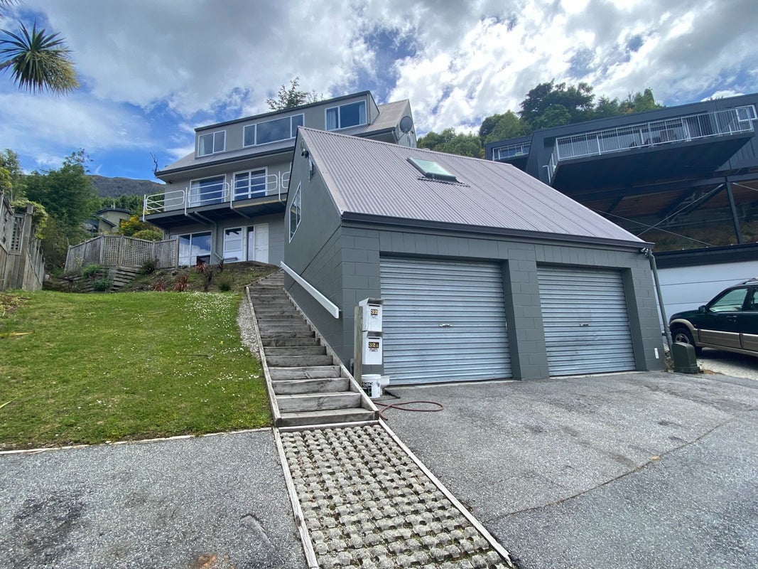 32 Avalon Crescent, Fernhill, Queenstown - Carousel 1