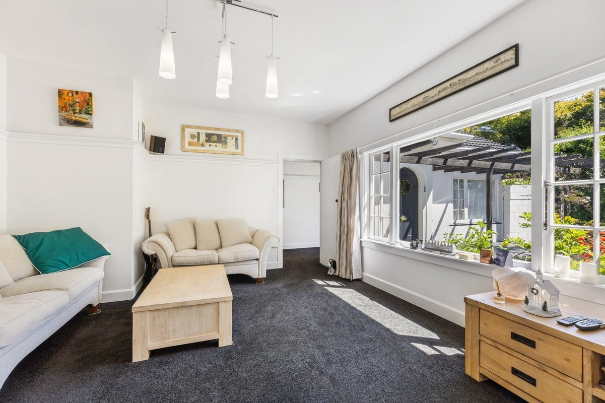 188 Gayhurst Road, Dallington, Christchurch - Carousel 2