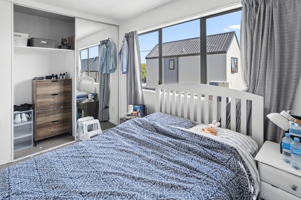 2/61 King Street, Sydenham, Christchurch - Carousel 10