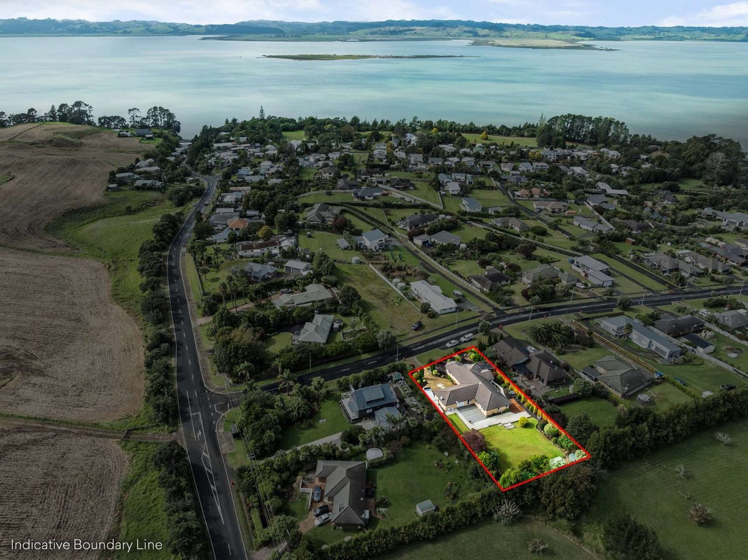 3 Omana Avenue, Helensville - Carousel 20