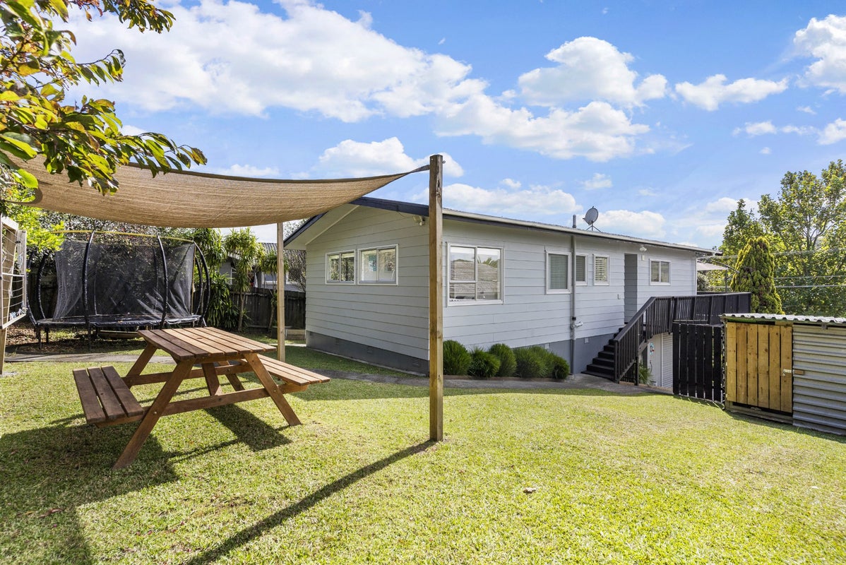 155 Triangle Road, Massey, Auckland - Carousel 1