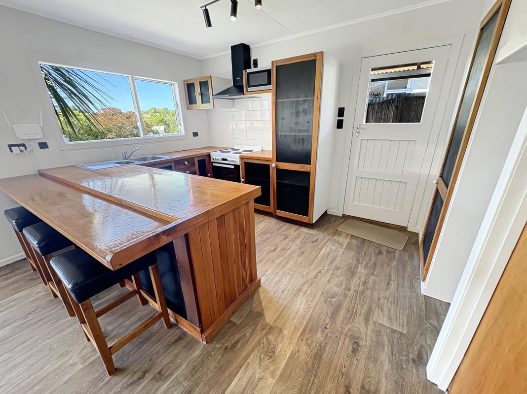 7 Whitby Place, Kaikoura - Carousel 2