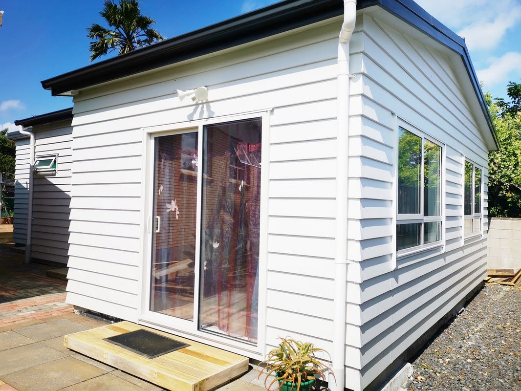9 Claresholm Place, Mangere Bridge, Auckland - Carousel 15