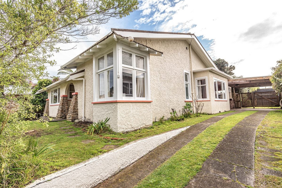 26 Kawatiri Avenue, Gonville, Whanganui - Carousel 1
