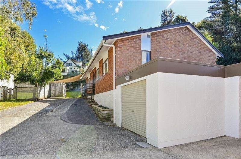 2/78 Oaktree Avenue, Browns Bay, Auckland - Carousel 1