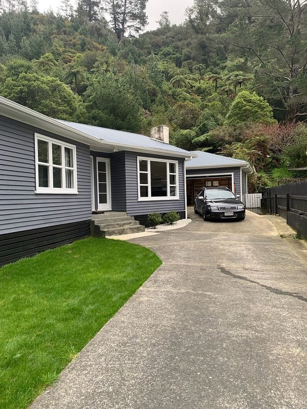 56 Sunny Grove, Wainuiomata, Lower Hutt - Carousel 1