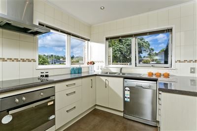 14A Kapiti Place, Sunnynook, North Shore City, Auckland - Carousel 2