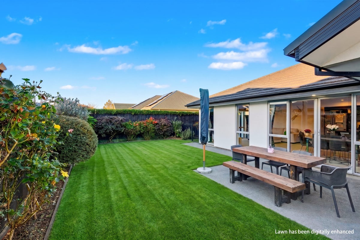 12 Oakdene Place, Halswell, Christchurch - Carousel 1