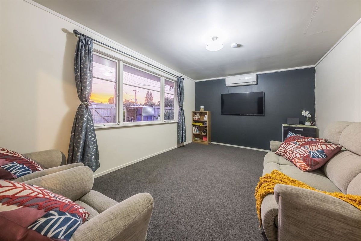 14 Greenhaven Avenue, Opaheke, Papakura - Carousel 2