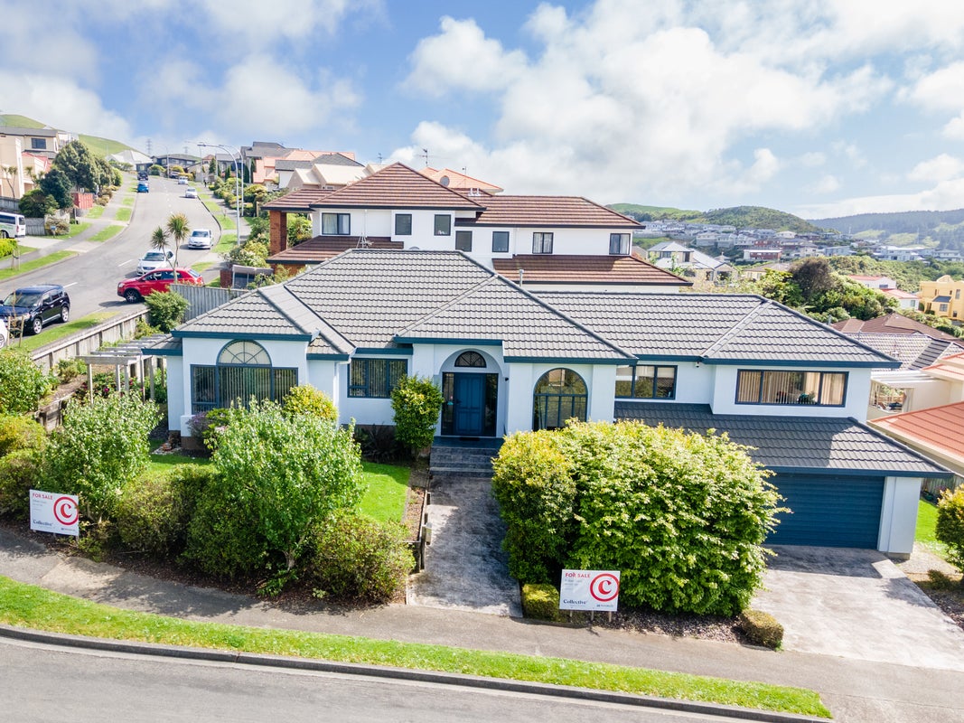 1 Radstock Grove, Churton Park, Wellington - Carousel 1