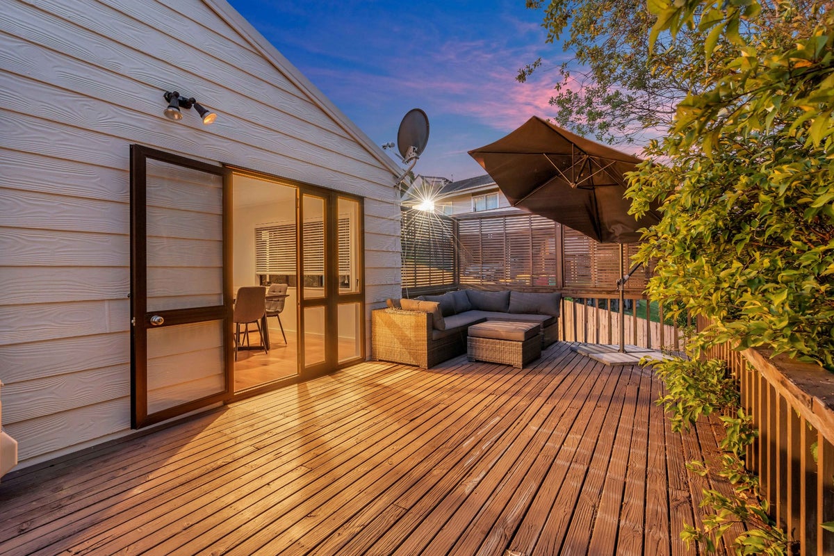 2/30 Glen Vista Place, Bayview, Auckland - Carousel 2