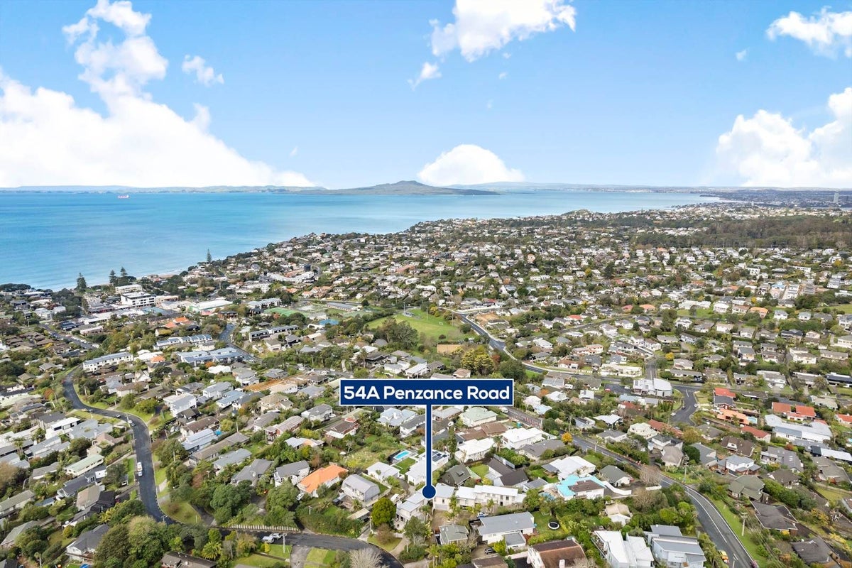 54A Penzance Road, Mairangi Bay, Auckland - Carousel 50