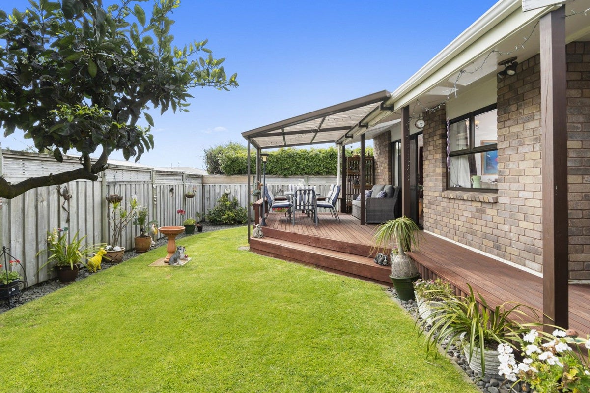 54B Hinewa Road, Otumoetai, Tauranga - Carousel 1