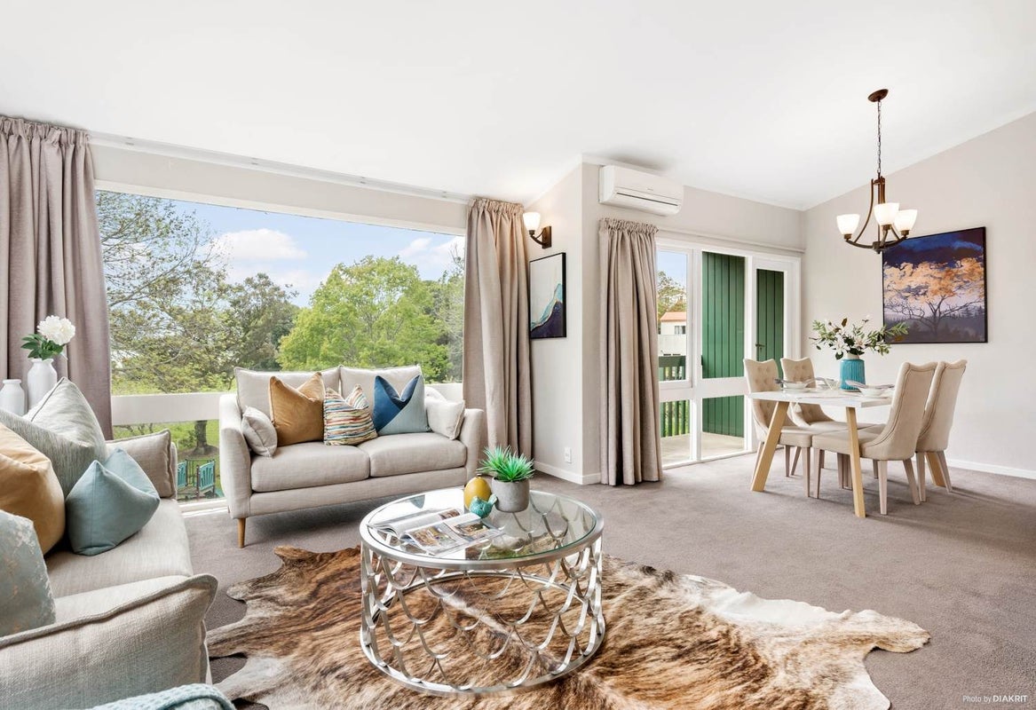 1/135 Exmouth Road, Northcote, Auckland - Carousel 2