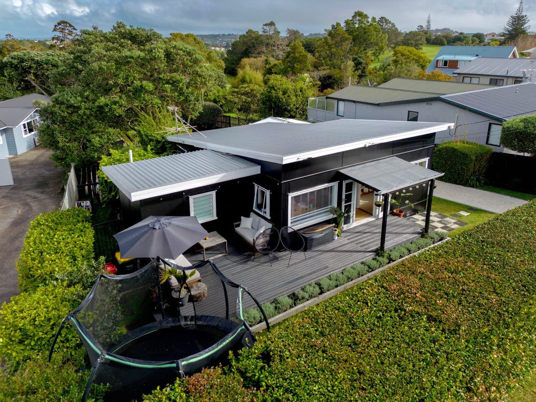 1399 Whangaparaoa Road, Army Bay, Whangaparaoa - Carousel 19