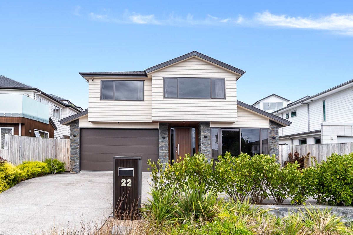 22 Bounty Road, Long Bay, Auckland - Carousel 1