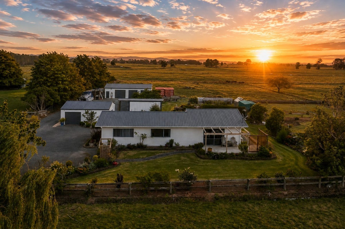 992 Hauraki Road, Thames - Carousel 1