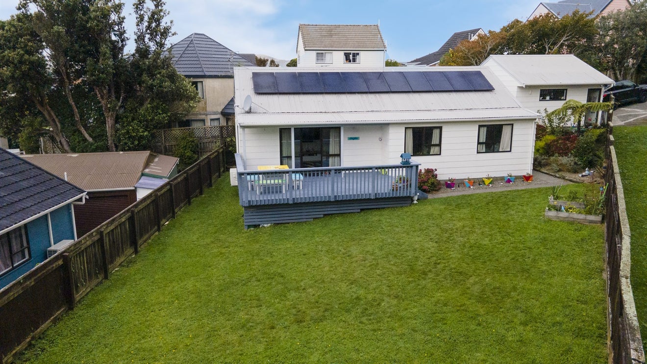 2/79 Cunliffe Street, Churton Park, Wellington - Carousel 1