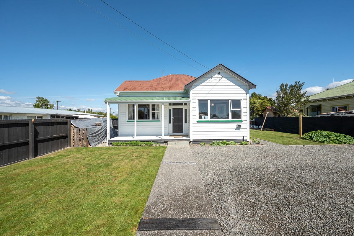 75 Hutcheson Street, Mayfield, Blenheim - Carousel 1