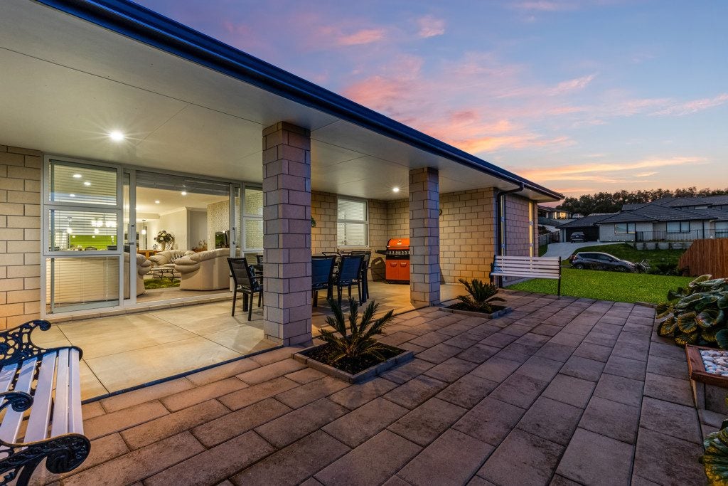 10 Rylstone Way, Te Kauwhata, TE KAUWHATA - Carousel 2