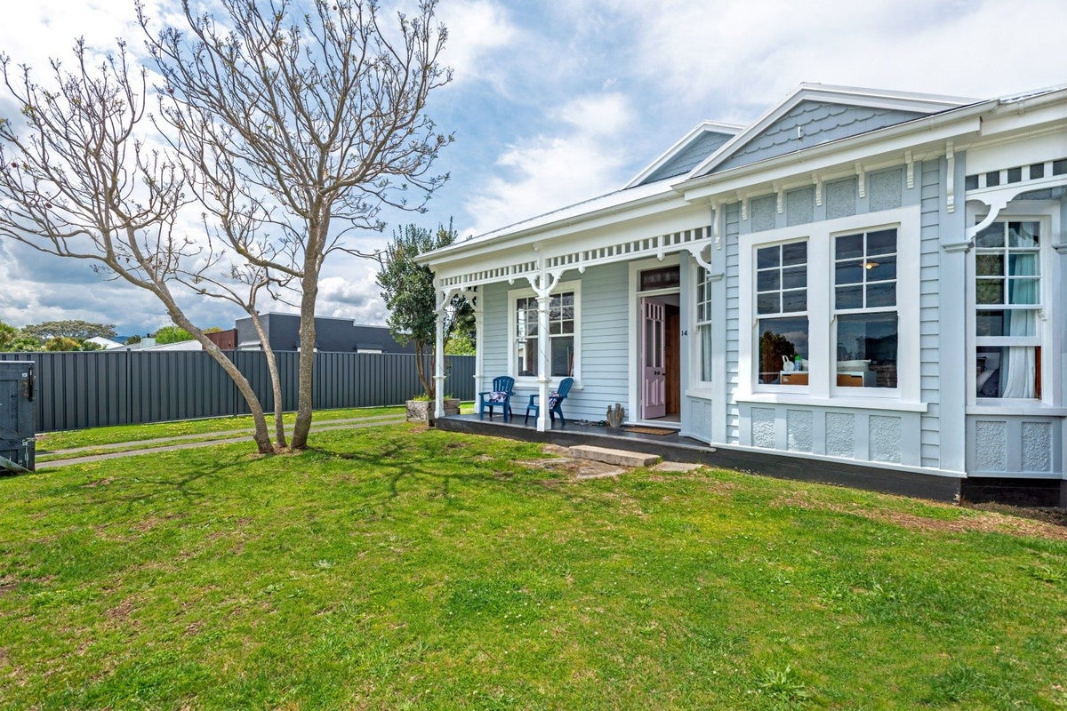 16 Redmond Street, Elgin, Gisborne - Carousel 18