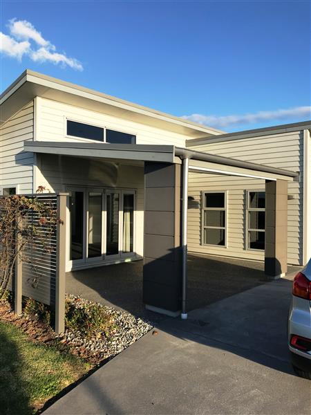 2 Kowi Lakes Drive, One Tree Point - Carousel 1