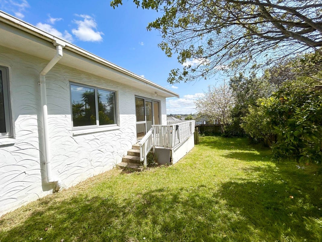 1/138 Hutchinson Avenue, New Lynn, Auckland - Carousel 18