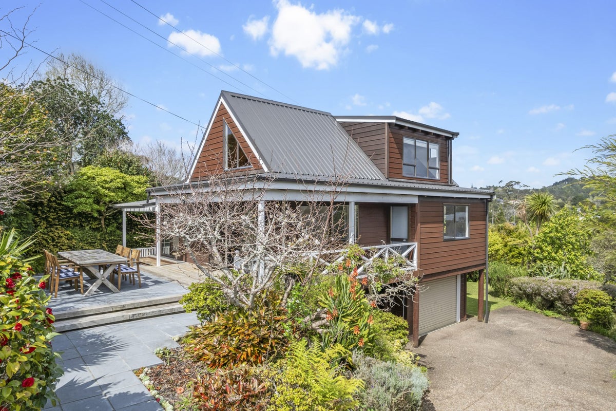 99 Captain Scott Road, Glen Eden, Auckland - Carousel 2