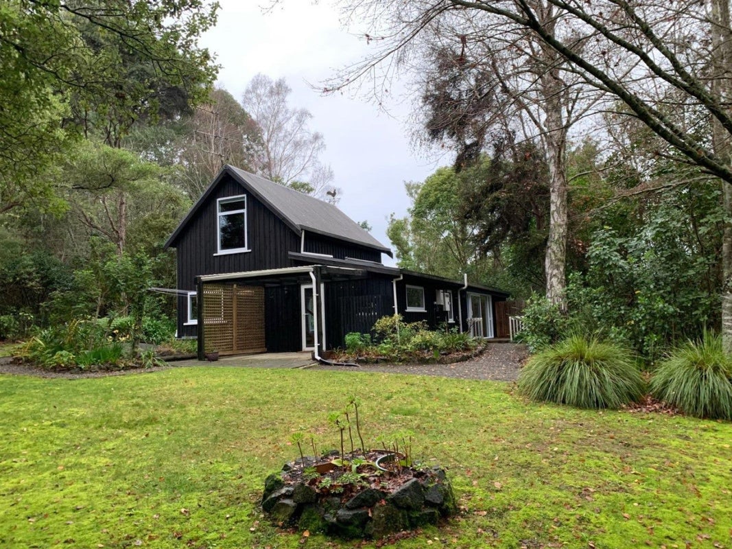 40 Aporo Road, Upper Moutere - Carousel 1