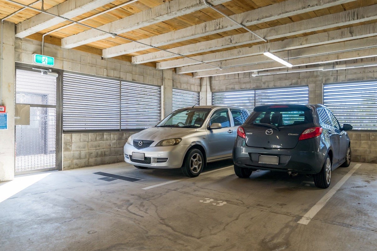1B/12 Selwyn Road, Howick, Auckland - Carousel 22