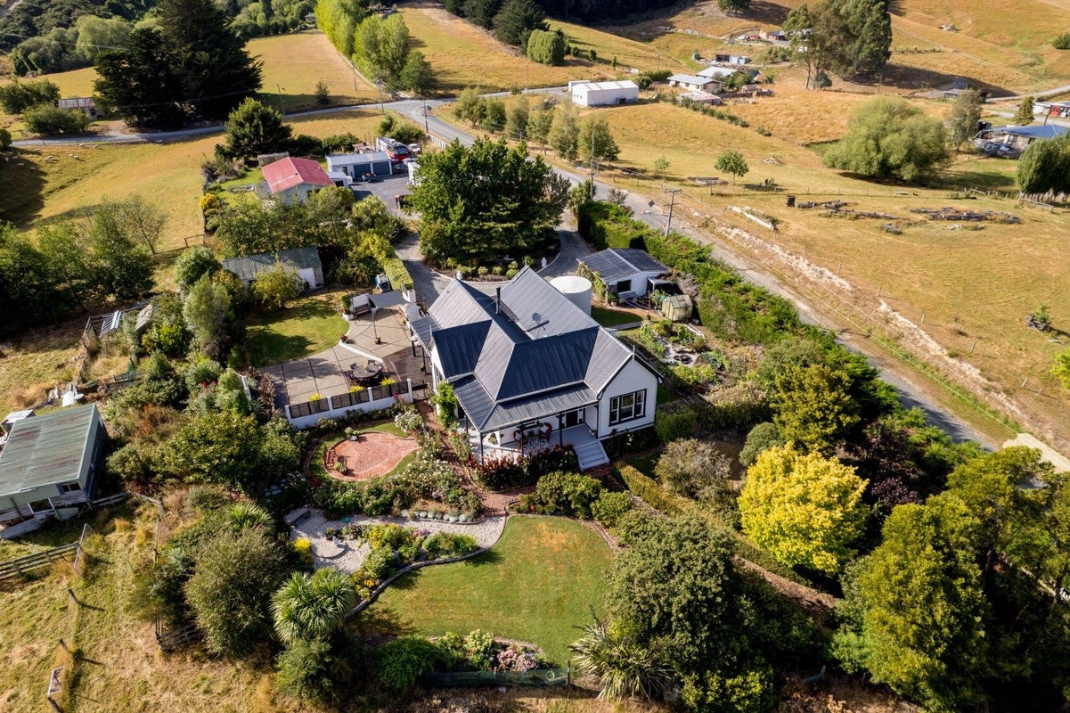 51 Chatham Street, Waihola - Carousel 25