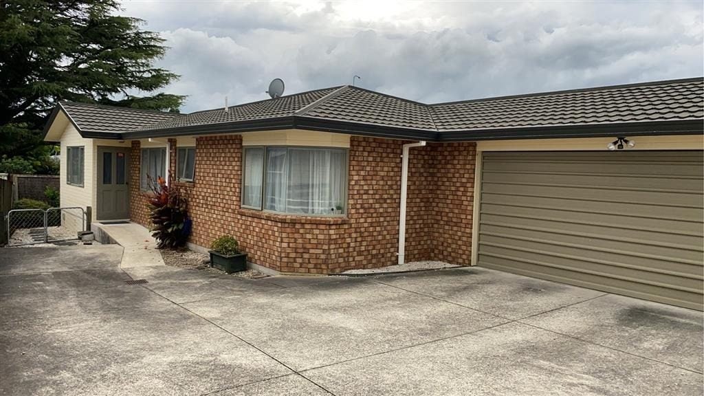 24B Linley Terrace, Judea, Tauranga - Carousel 2