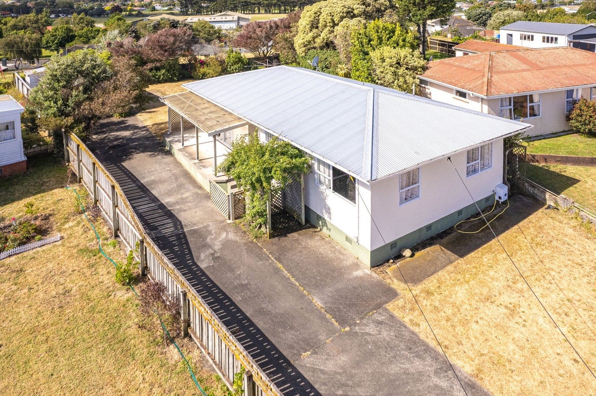 5 Murch Place, Tawhero, Whanganui - Carousel 1