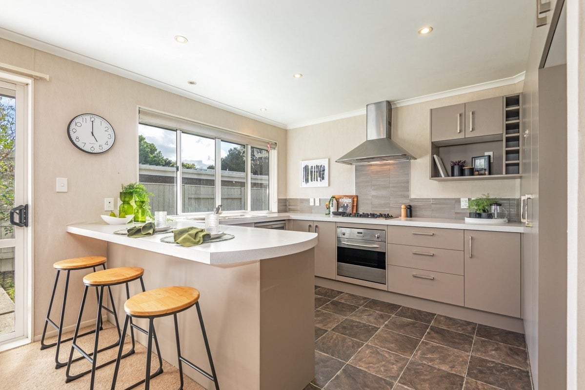 58 Karina Terrace, Roslyn, Palmerston North - Carousel 2