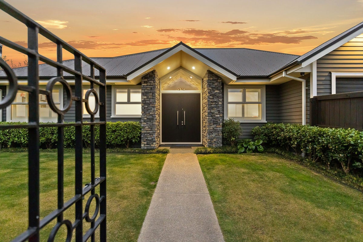 95 Office Road, Merivale, Christchurch - Carousel 2