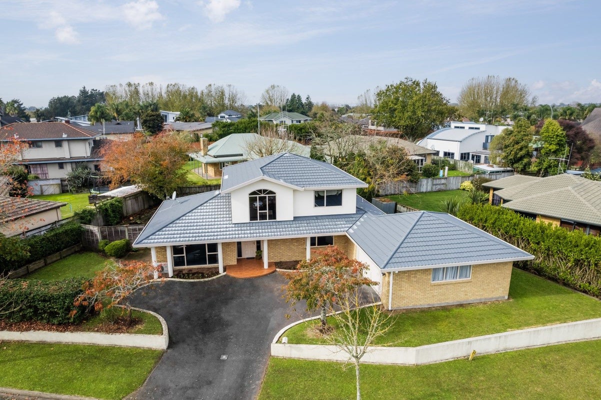 3 Dugald Court, Rototuna, Hamilton - Carousel 1