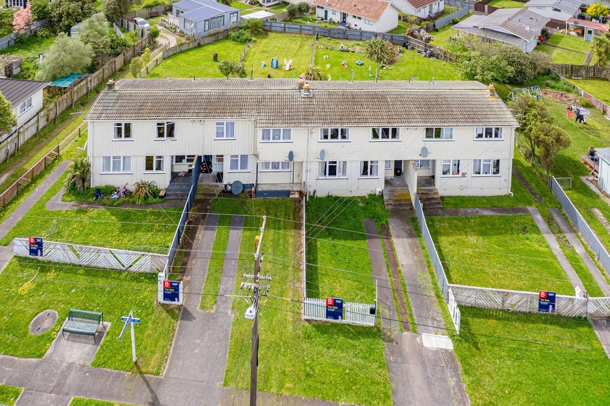 82 Talbot Street, Whanganui East, Whanganui - Carousel 2