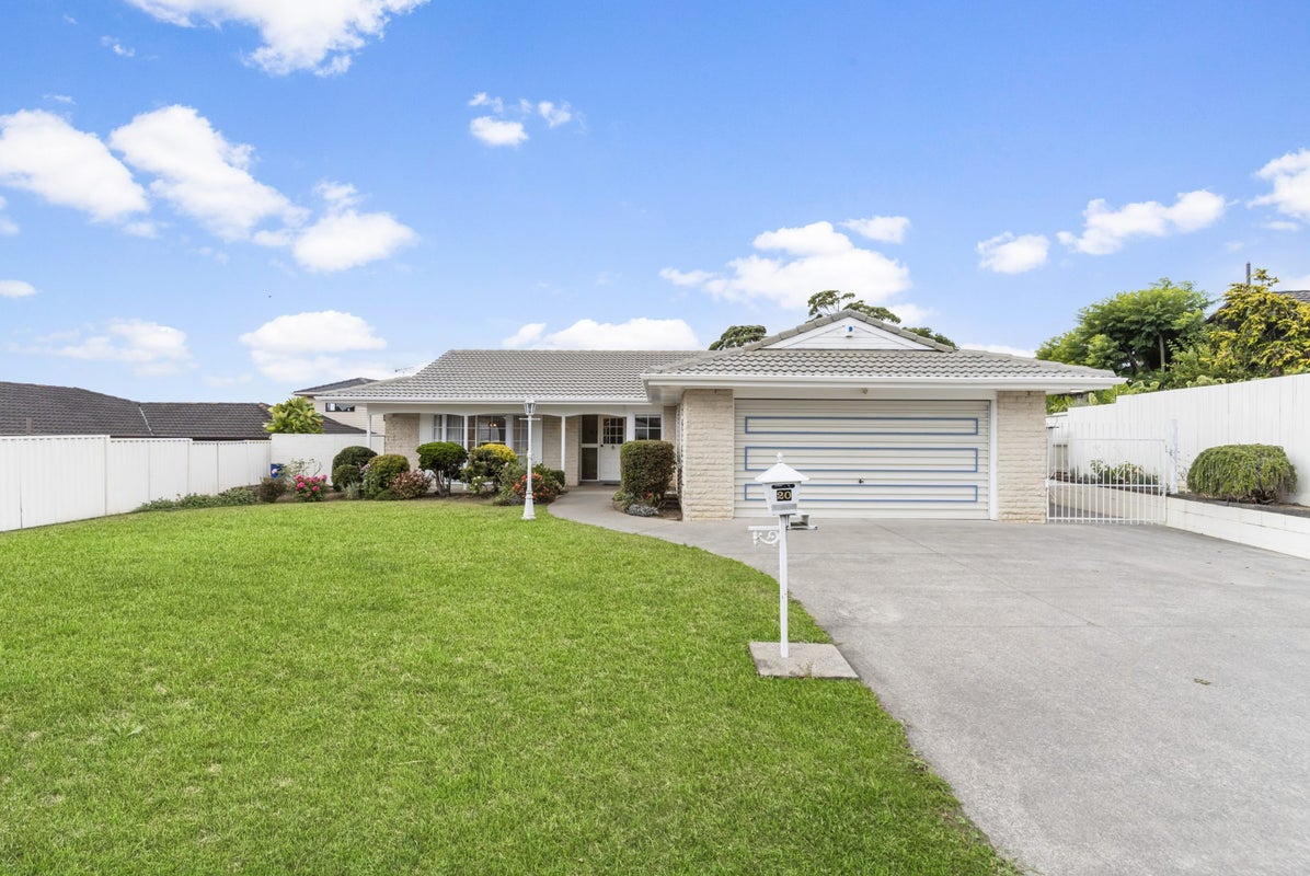 20 Fortunes Road, Half Moon Bay, Auckland - Carousel 1