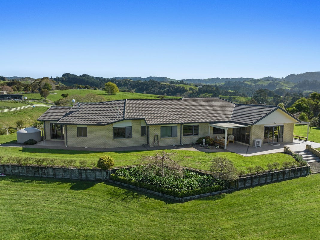 188B Braemar Road, Manawahe, Whakatane - Carousel 1